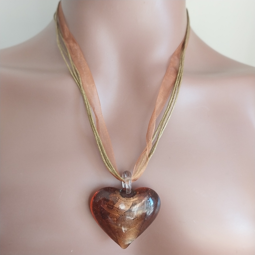 Glass Brown Heart Pendant Necklace - Picture 8 of 12
